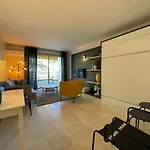 C012-Appartement Confortable Avec Piscine, Tennis Et Grand Parc